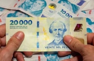 DINERO (1)